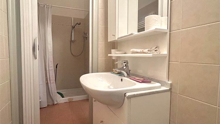 bagno piano rialzato